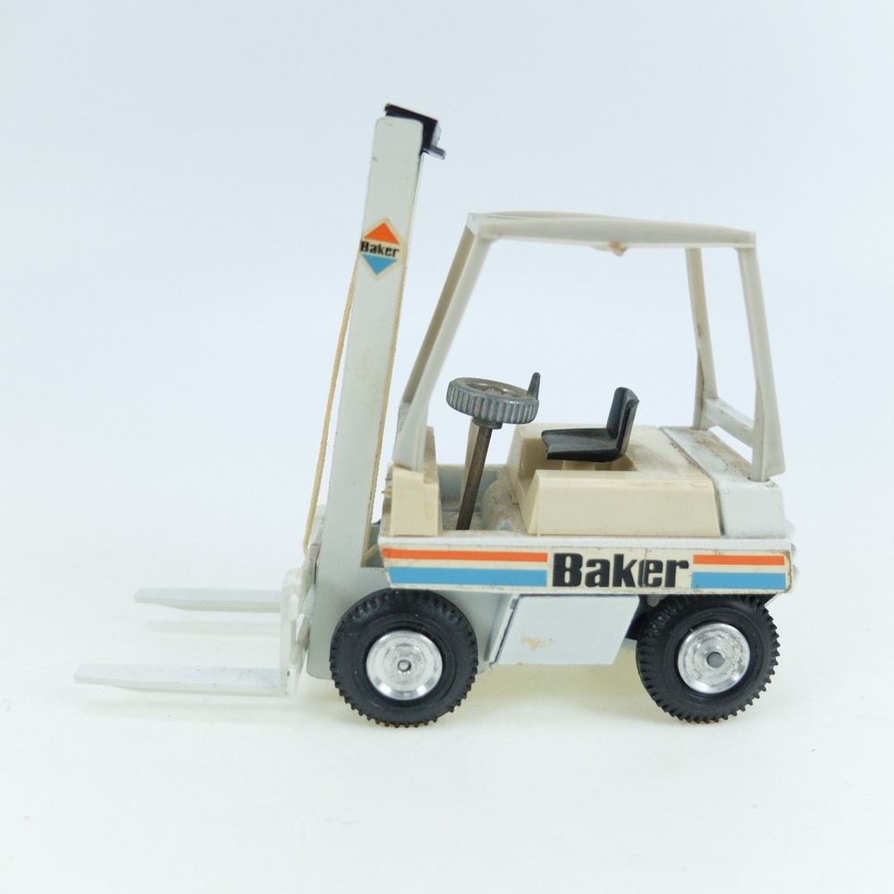 Baker Forklift Gamme 9205