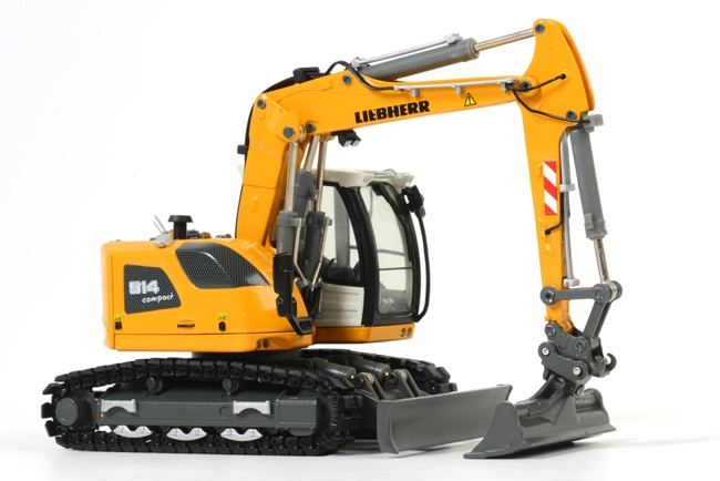Liebherr R914 Compact Excavator