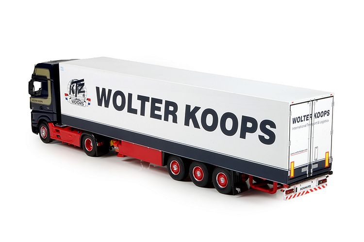 Mercedes Actros MP4 Gigaspace Wolter Koops