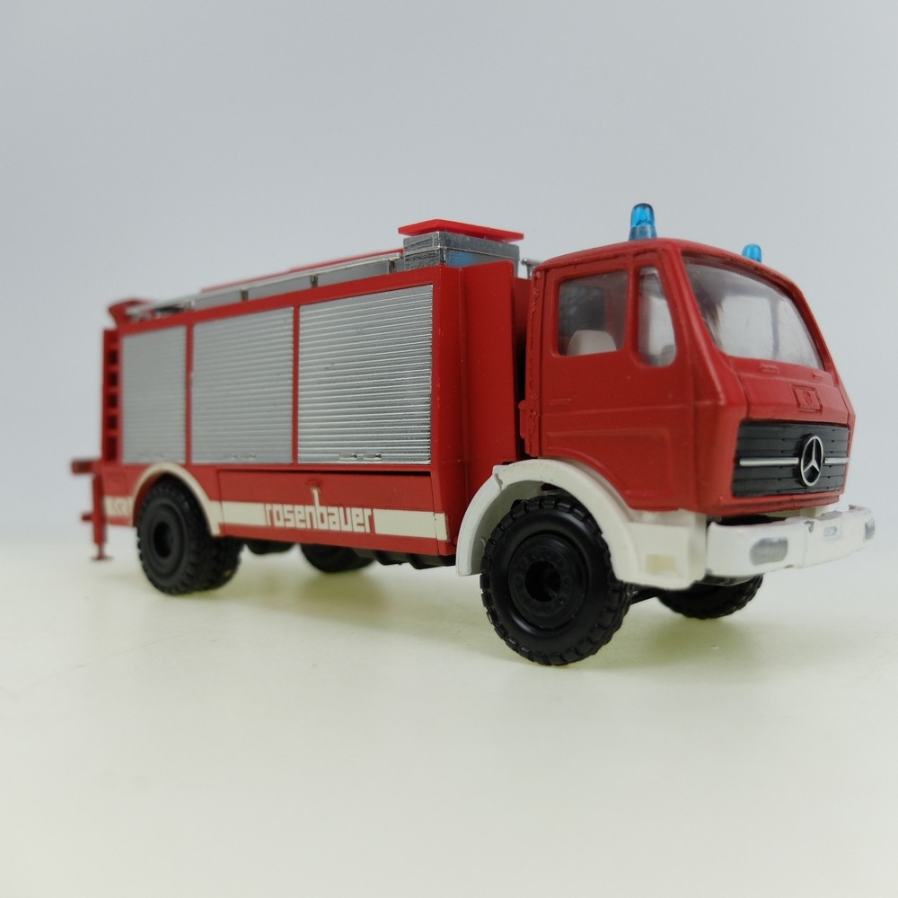 Mercedes Benz Feuerwehr Rosenbauer