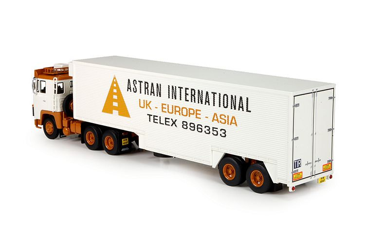 Scania 140  Fruehauf trailer Astran