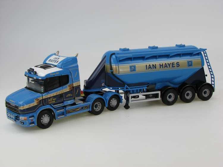 N Scale Blue Ian Hayes semi,Truck