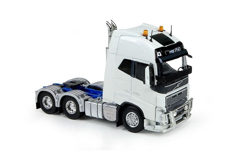 Volvo Globe. XL Down under Blue Chassis